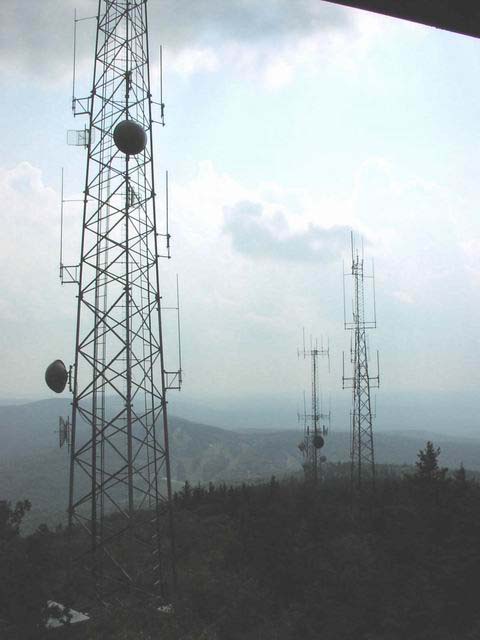 Mt-Pak-Monadnock-Tower-View-02-brigthen