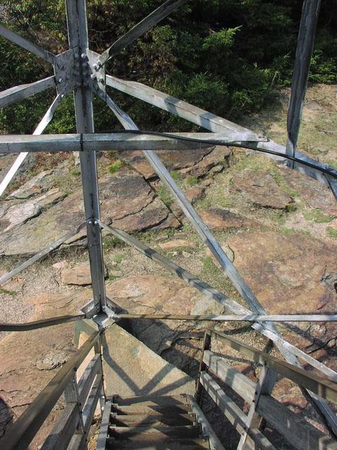 Mt-Pak-Monadnock-Tower-View-10-brighten