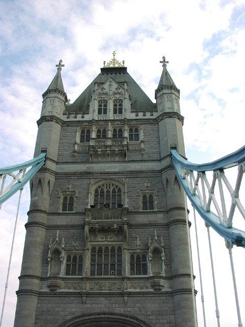 day-2-1-tower-bridge-01