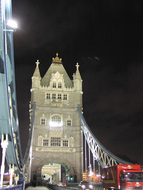 day-2-9-tower-bridge-night-03