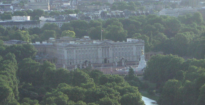 day-3-1-london-eye-view-11-buckingham-palace