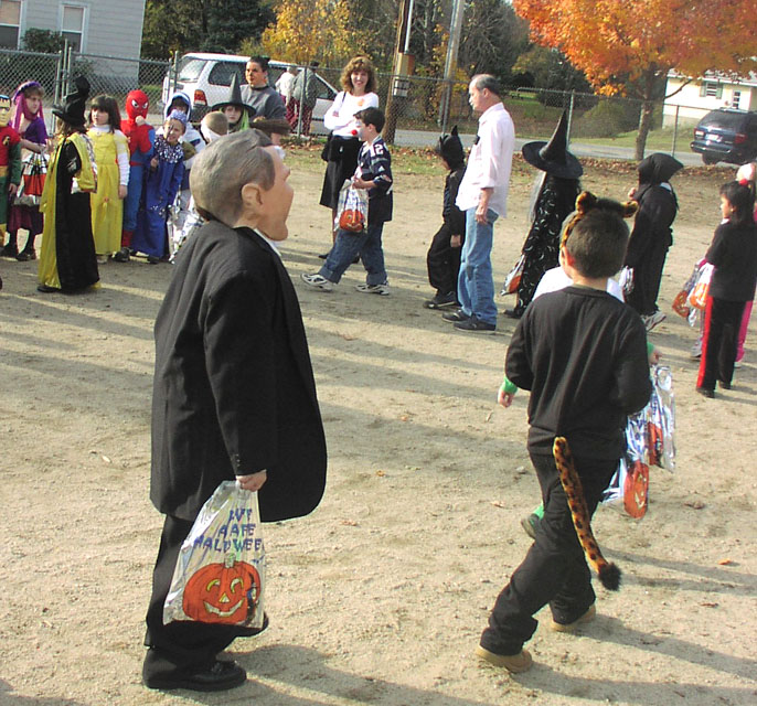 halloween-parade-22