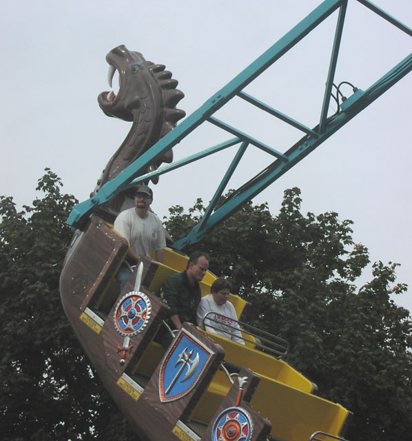 dorney-park-jeff-pirate-ship-03